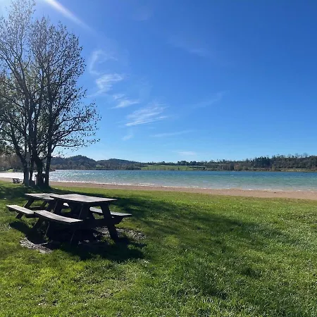 Le Nichoir Des Lacs, Au Coeur Du Pays Des Lacs, Jura * Baresia-sur-l'Ain